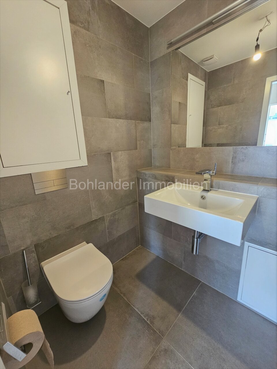Gäste-WC untere Etage Gäste-WC untere Etage