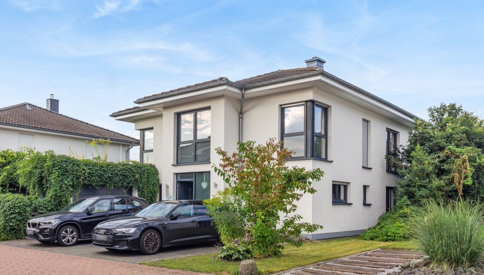 Nidderau: Einzigartige, stilvolle Architekten-Villa als Plus-Energie-Haus -luxuriös, traumhaft, innovativ- Nidderau: Einzigartige, stilvolle Architekten-Villa als Plus-Energie-Haus -luxuriös, traumhaft, innovativ-